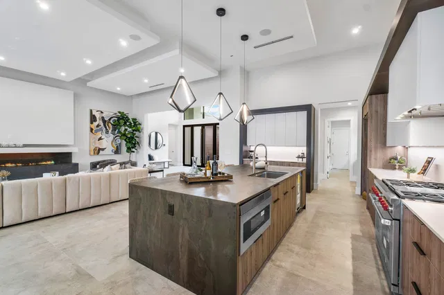 SoSo West Palm Beach Residence photo 12