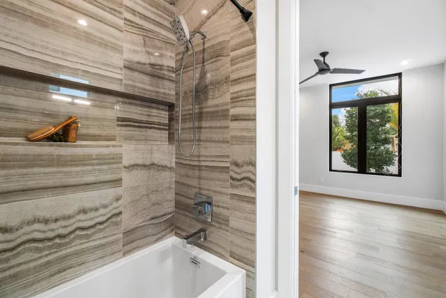 SoSo West Palm Beach Residence photo 27