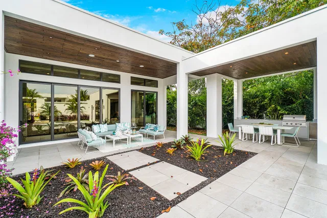 SoSo West Palm Beach Residence photo 36