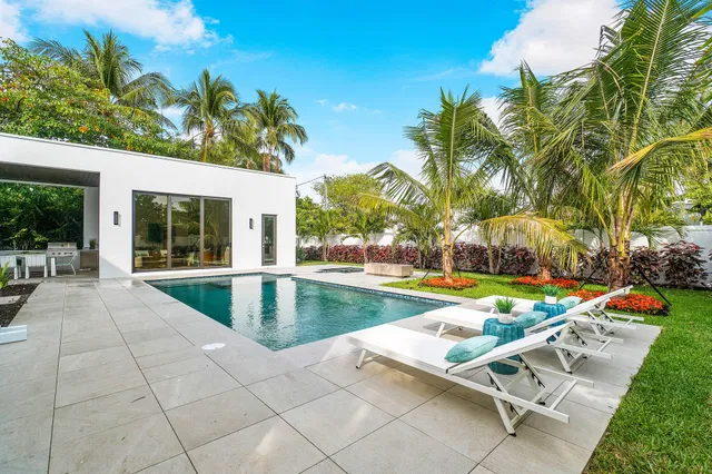 SoSo West Palm Beach Residence photo 37
