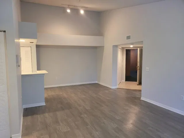 Unit 212 photo 2