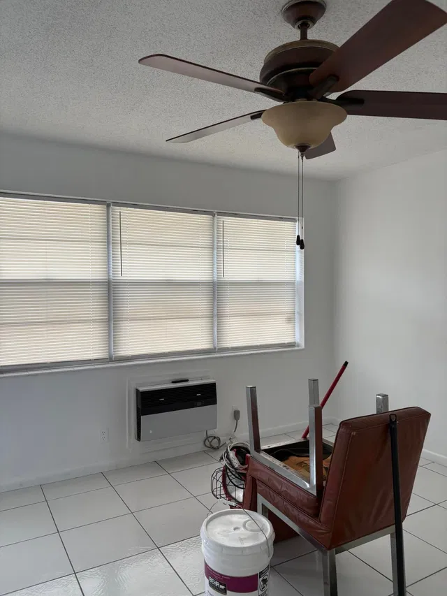 Residence photo 8