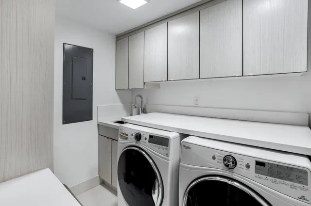 Sloan's Curve Palm Beach Unit 602s photo 17