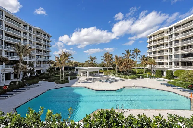 Sloan's Curve Palm Beach Unit 602s photo 21