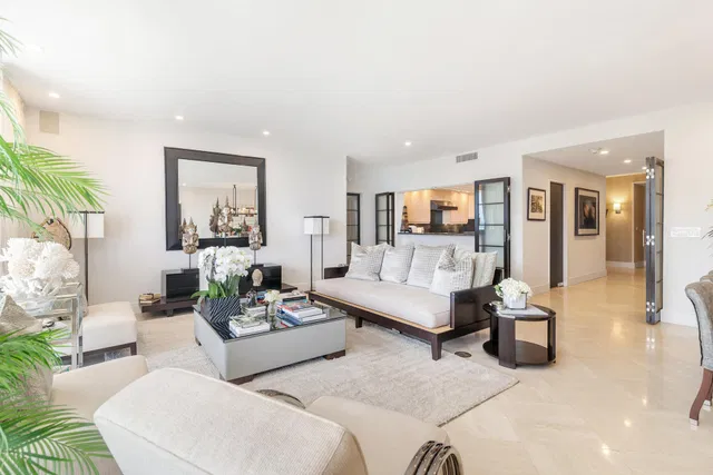 Sloan's Curve Palm Beach Unit 308n photo 11
