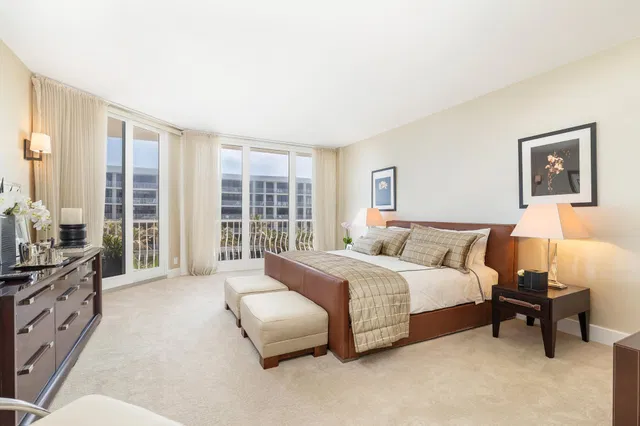 Sloan's Curve Palm Beach Unit 308n photo 18