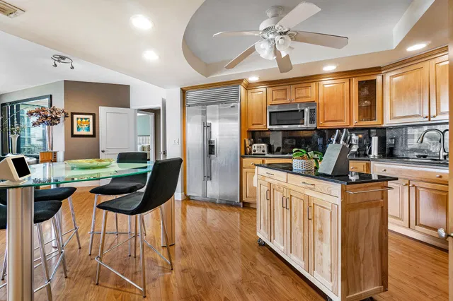 Sloan's Curve Palm Beach Unit 208n photo 11