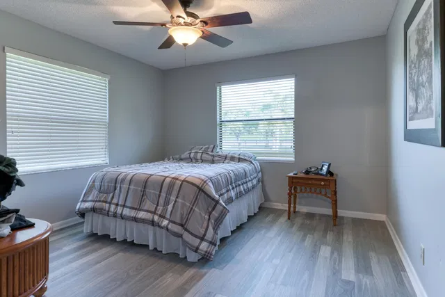 Residence photo 22