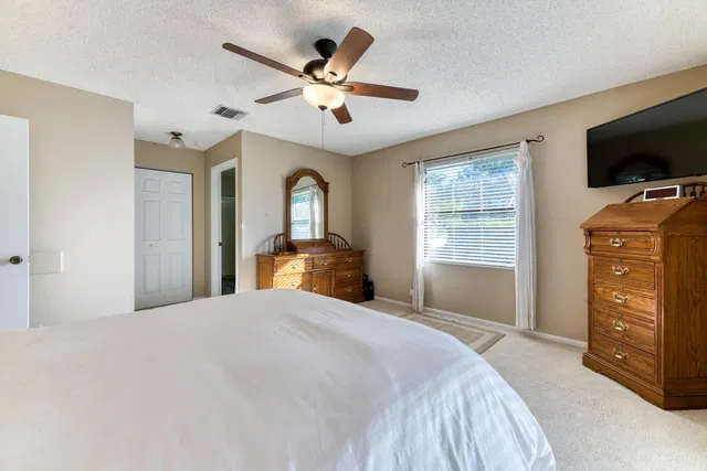 Residence photo 26