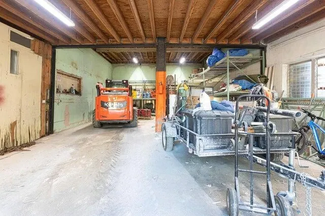 Residence photo 17