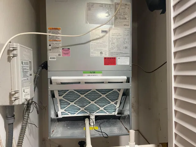 Unit 206 photo 7