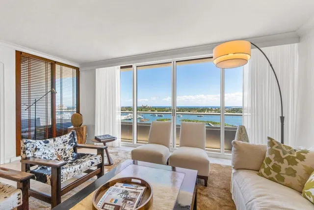 The Plaza of The Palm Beaches Unit 14g photo 2