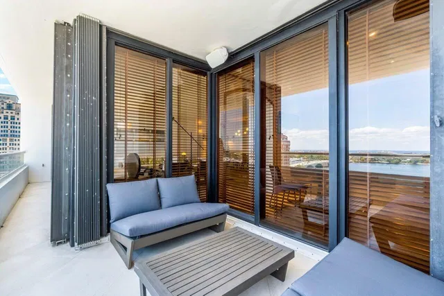 The Plaza of The Palm Beaches Unit 14g photo 9