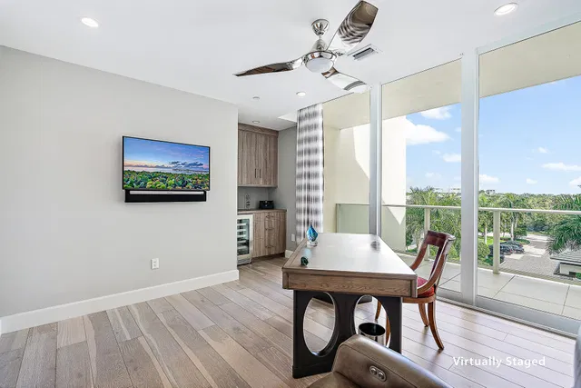 Azure Palm Beach Gardens Unit 402 photo 17