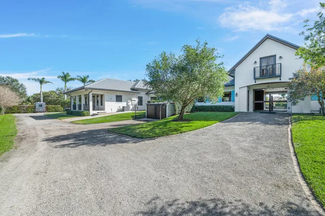 Palm Beach Point Residence photo 9
