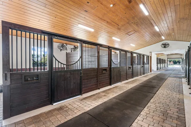 Palm Beach Point Residence photo 15