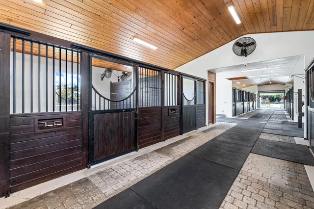 Palm Beach Point Residence photo 17