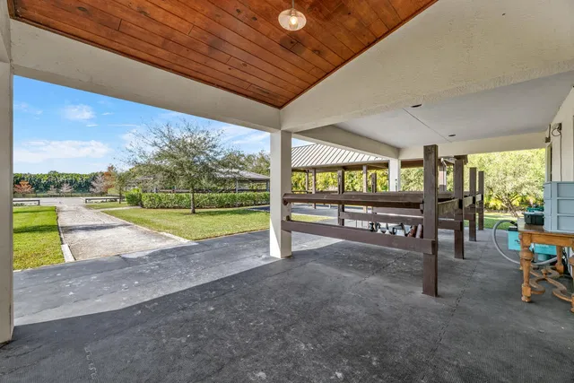 Palm Beach Point Residence photo 30