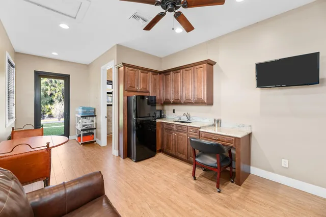 Palm Beach Point Residence photo 34
