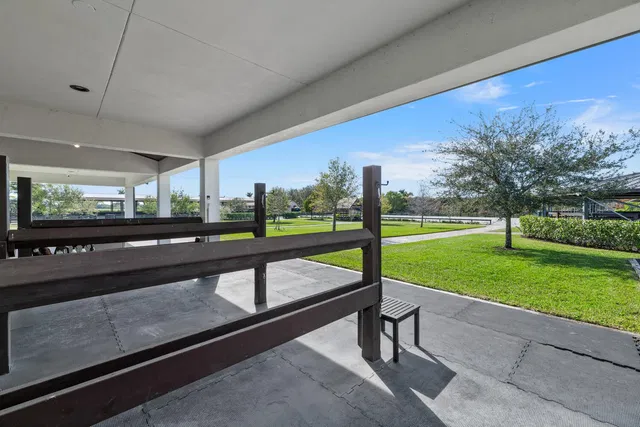 Palm Beach Point Residence photo 44