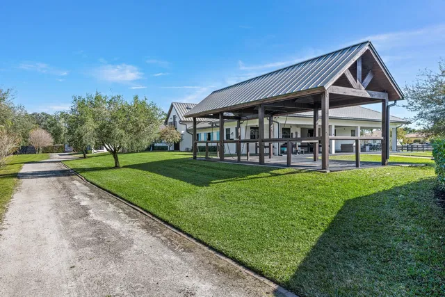 Palm Beach Point Residence photo 47