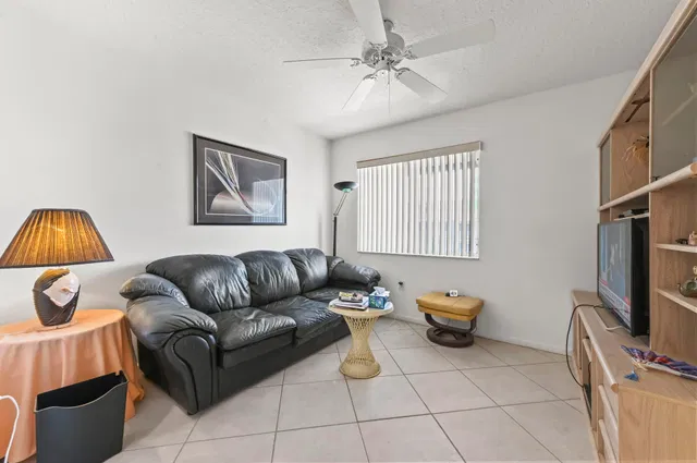  Unit 207 photo 6