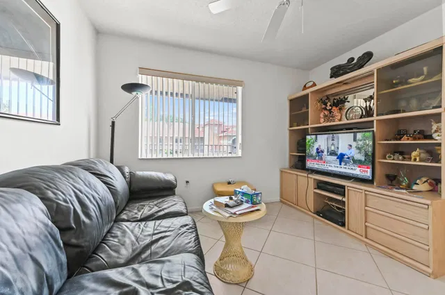  Unit 207 photo 7