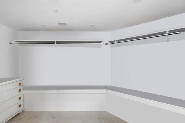 Unit 502 photo 21