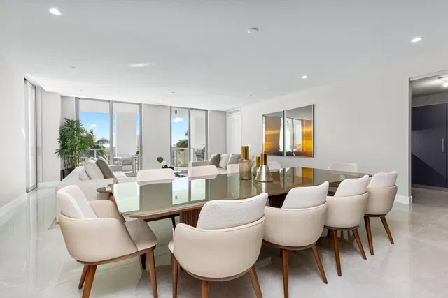 Royal Palm Residences Boca Raton Unit 401 photo 8
