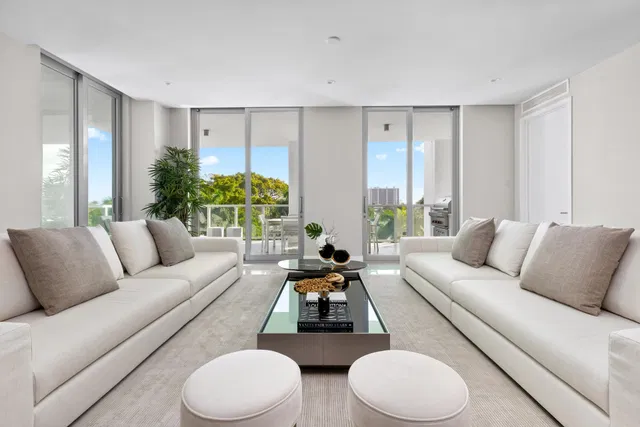 Royal Palm Residences Boca Raton Unit 401 photo 11