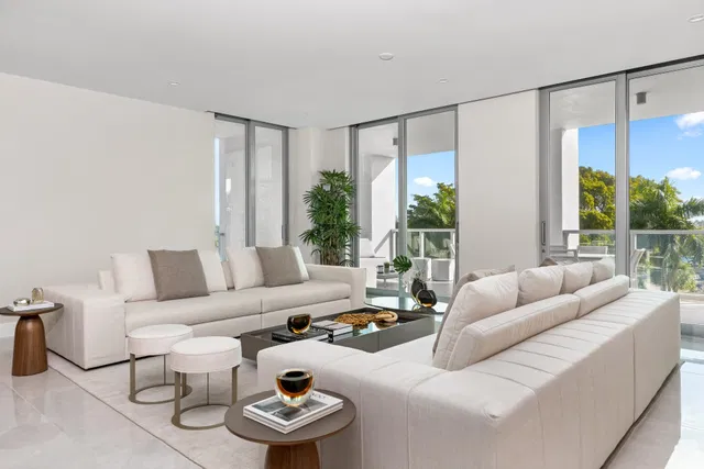 Royal Palm Residences Boca Raton Unit 401 photo 12