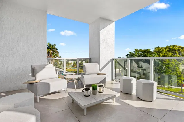 Royal Palm Residences Boca Raton Unit 401 photo 14