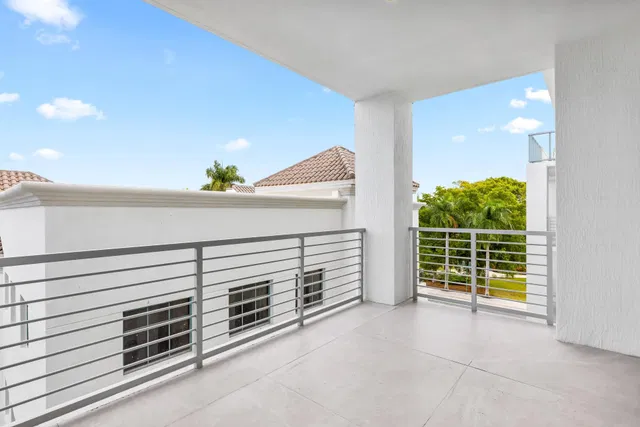 Royal Palm Residences Boca Raton Unit 401 photo 29