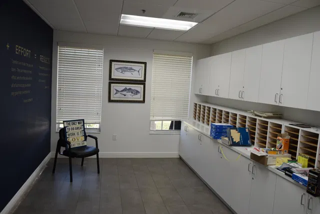 Unit 205 photo 12
