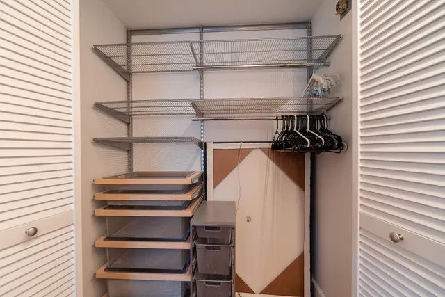 Unit C106 photo 17