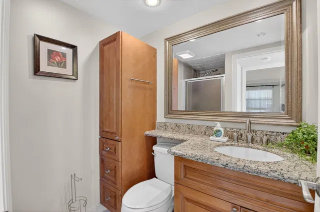  Unit 109 photo 11
