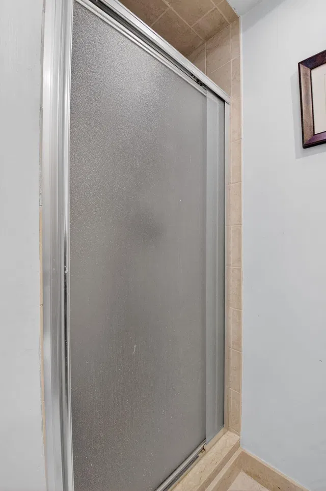  Unit 109 photo 12