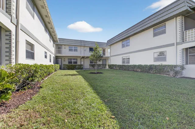  Unit 109 photo 22