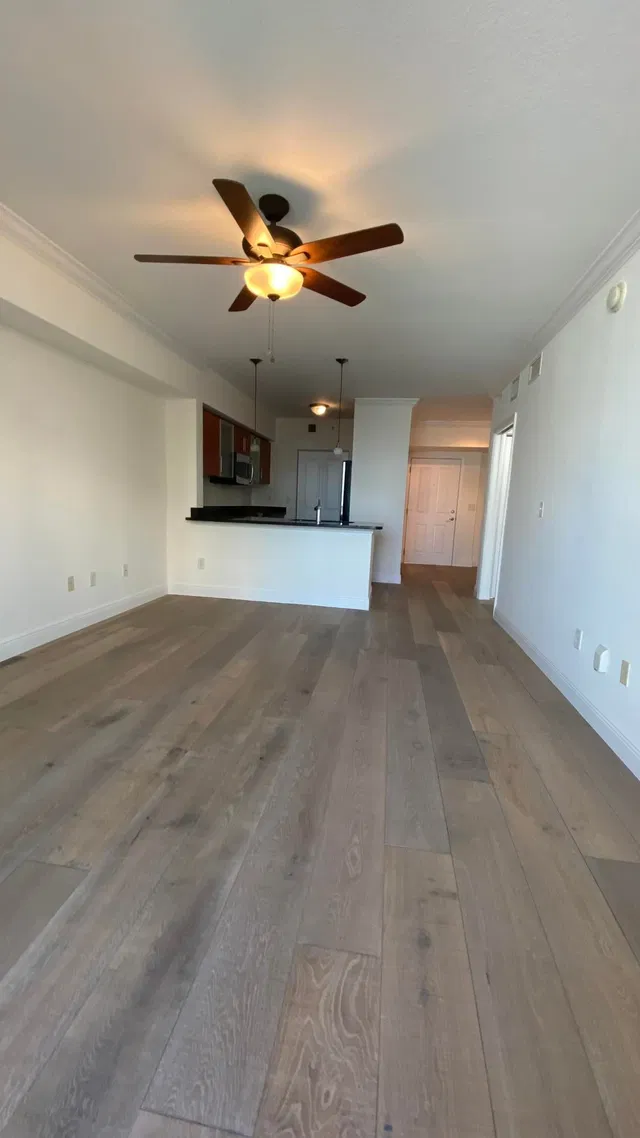 The Prado Unit 652 photo 8