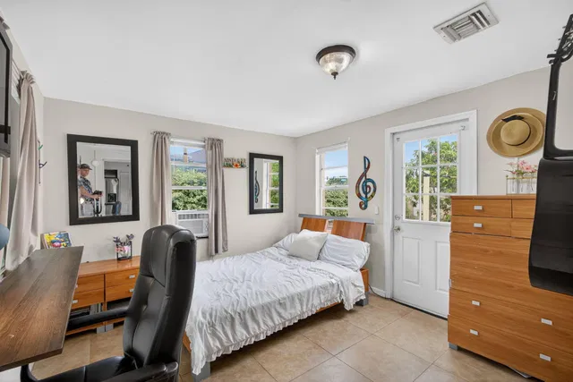  Residence photo 21
