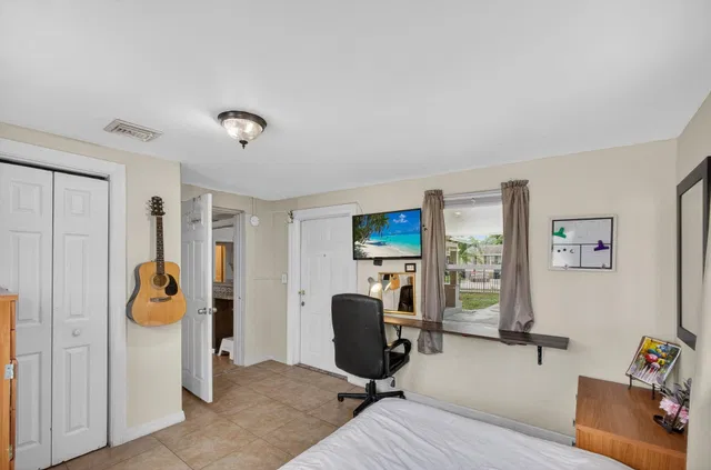  Residence photo 24