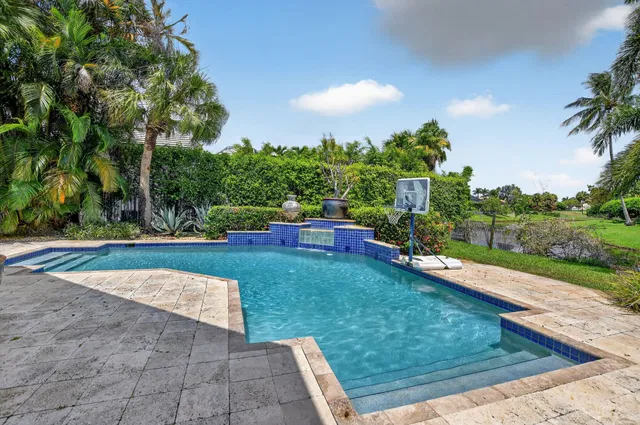 St. Andrews Country Club Residence photo 23