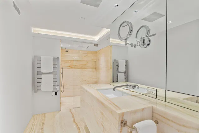 The Plaza of The Palm Beaches Unit Th3e photo 21