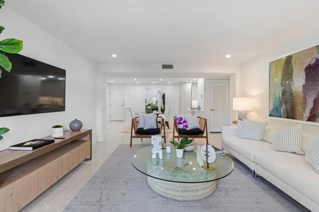 170 N Ocean Boulevard #208