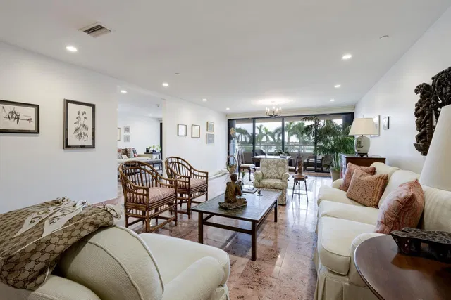 The Plaza of The Palm Beaches Unit Th3g photo 11