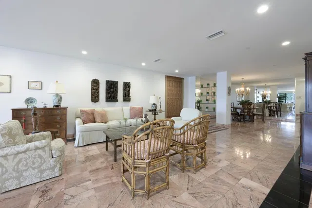 The Plaza of The Palm Beaches Unit Th3g photo 12