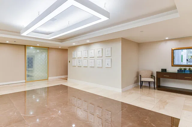 The Plaza of The Palm Beaches Unit Th3g photo 30