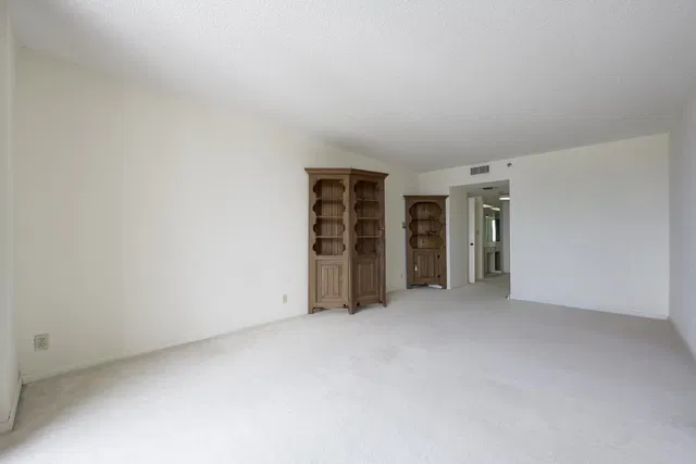 The Plaza of The Palm Beaches Unit 25f photo 29