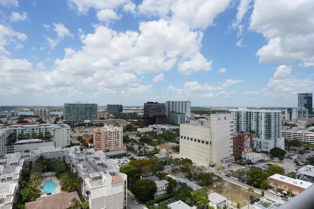 The Plaza of The Palm Beaches Unit 25f photo 31