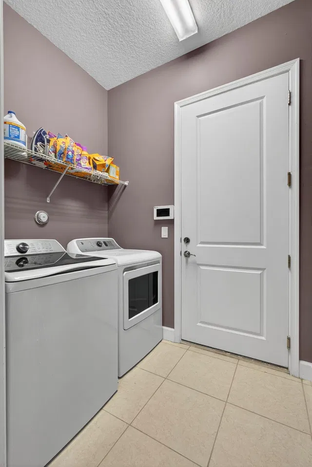 Residence photo 22